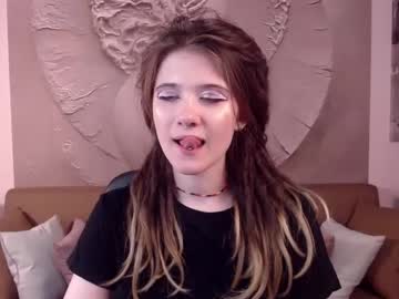 webcam girl annieaimee live cam image #3150179