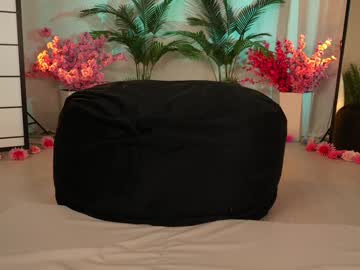 webcam girl kittycaitlin live cam image #10673971