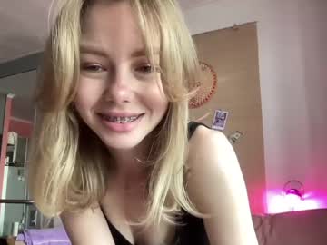 webcam girl elli_harmon live cam image #6052181