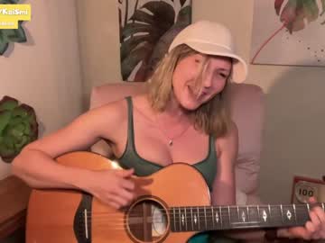 webcam girl kaileeshy live cam image #8258481