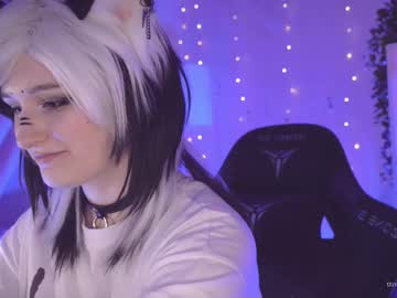 webcam girl vronnier live cam image #12052794