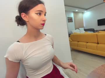 webcam girl ehotlovea live cam image #4035628