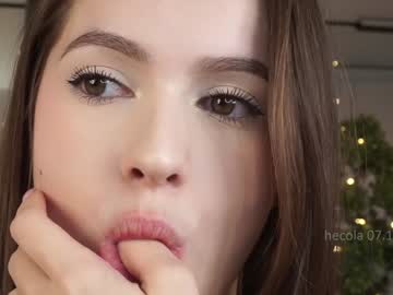 webcam girl hecola live cam image #11248679