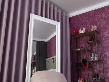 webcam girl mishabrizo live cam image #12487209