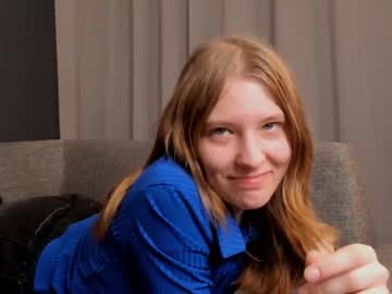 webcam girl lorabark live cam image #9177912