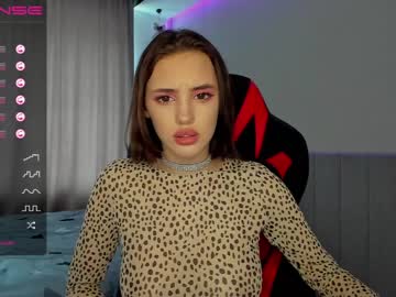 webcam girl angella_kleee live cam image #2228202