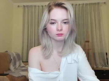 webcam girl yuppiyulia live cam image #126342