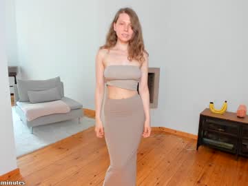 webcam girl giveyouelevenminutes live cam image #6311049