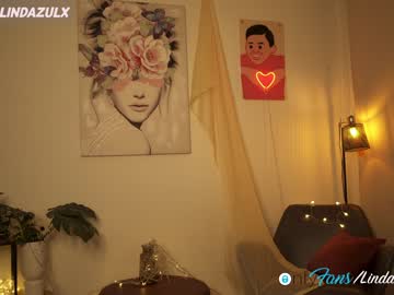 webcam girl lindabluee live cam image #7649141
