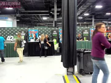 webcam girl daisydeville live cam image #7219427