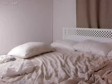 webcam girl lipswithsweetonthem live cam image #12160545