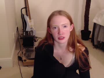webcam girl dominiquemystique live cam image #7221686