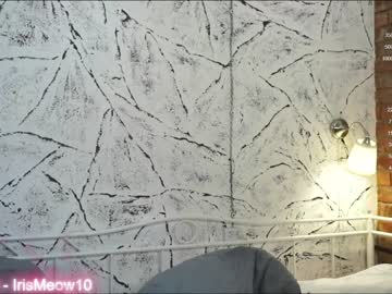 webcam couple emiliacourtney live cam image #7855008