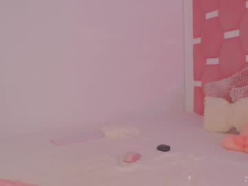 webcam girl nicolle_mitchelle live cam image #11156282