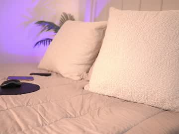 webcam girl ashlyeroberts01 live cam image #11778413