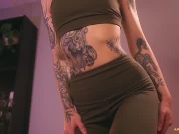 webcam girl ambientink live cam image #4139203