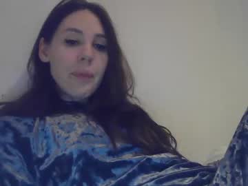 webcam girl kittyfrance live cam image #4129389