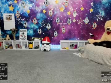 webcam girl lana_del_bae live cam image #9405885