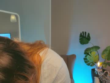 webcam girl yohji_yamamotoo live cam image #4481318