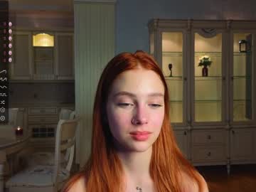 webcam girl shirleywhitney live cam image #7365021