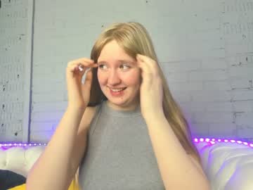 webcam girl your_little_rabbit live cam image #5937696