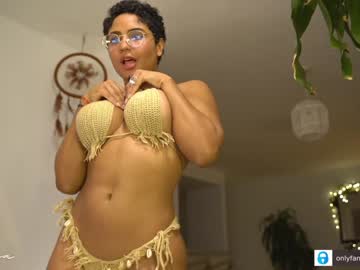 webcam girl arletnoa live cam image #913759