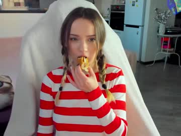 webcam girl sonjashy live cam image #4860008