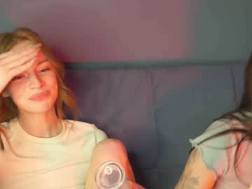 webcam girl wet_peachs live cam image #1841171