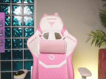 webcam girl lili_01 live cam image #9763414