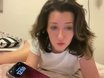 webcam girl sluttylilsister live cam image #5201461