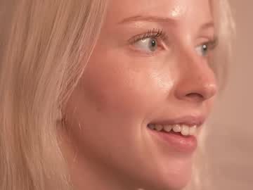 webcam girl my_stella live cam image #12940507