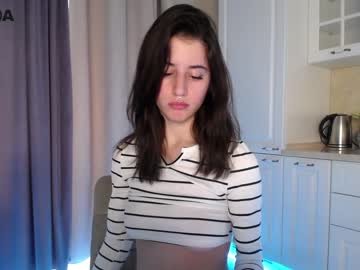 webcam girl kate_lewis live cam image #3816494