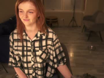 webcam girl lucydelovely live cam image #11158776