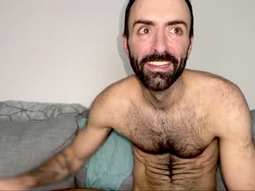 webcam man wondertone live cam image #8256666