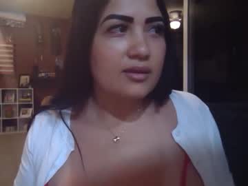 webcam girl chicanica live cam image #9135713
