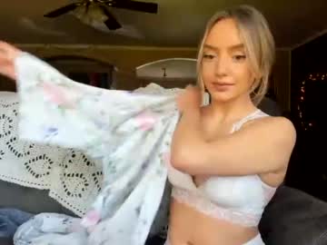 webcam couple sluttysofiaa live cam image #4578182