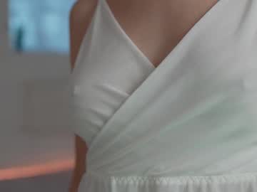 webcam girl silent_chill live cam image #12332266