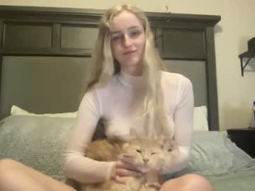webcam girl peachezzs live cam image #2915790
