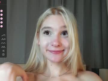 webcam girl shiningdawn live cam image #9906602