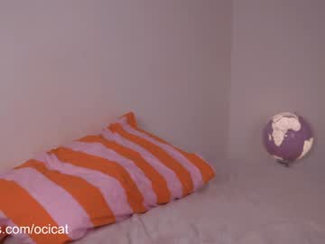 webcam girl ocicat live cam image #12719770