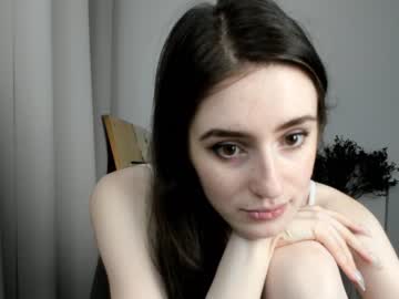webcam girl lisawoo live cam image #5075108