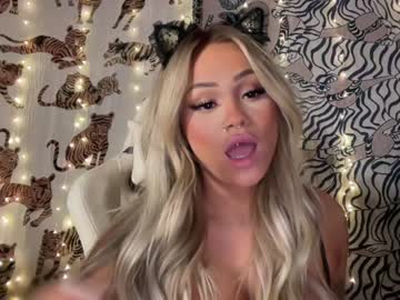 webcam girl ari_02 live cam image #7760913