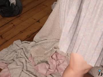 webcam girl justbecauseiloveit live cam image #11213715
