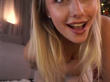 webcam girl darlinechapel live cam image #11355552