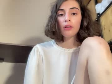 webcam girl wonderland_stia live cam image #9429320