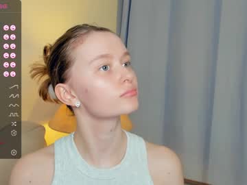 webcam girl _hollydolly_ live cam image #8406660