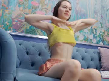 webcam girl kriskras__ live cam image #6517796