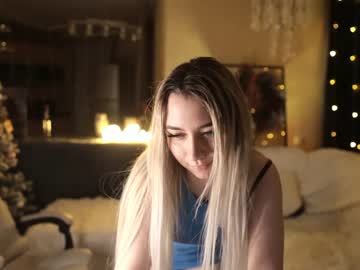 webcam girl owlluree live cam image #8448056