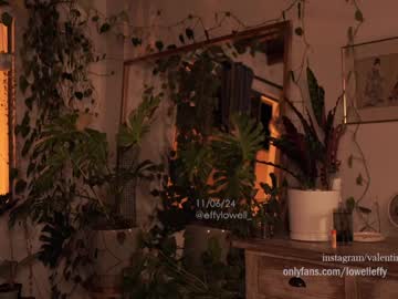 webcam girl effylowell_ live cam image #9637750