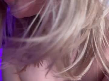webcam girl wendy_amber live cam image #11768377